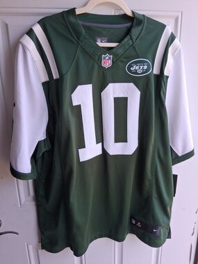 Nike New York Jets, Holmes #10 NFL On-Field Jersey Tag Detail